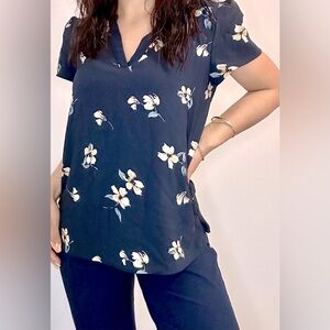 Set of 4 short sleeve blouses